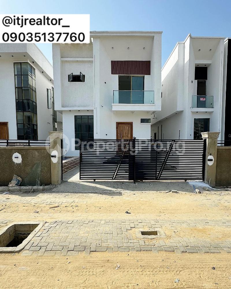 5 bedroom House for sale chevron Lekki Lagos