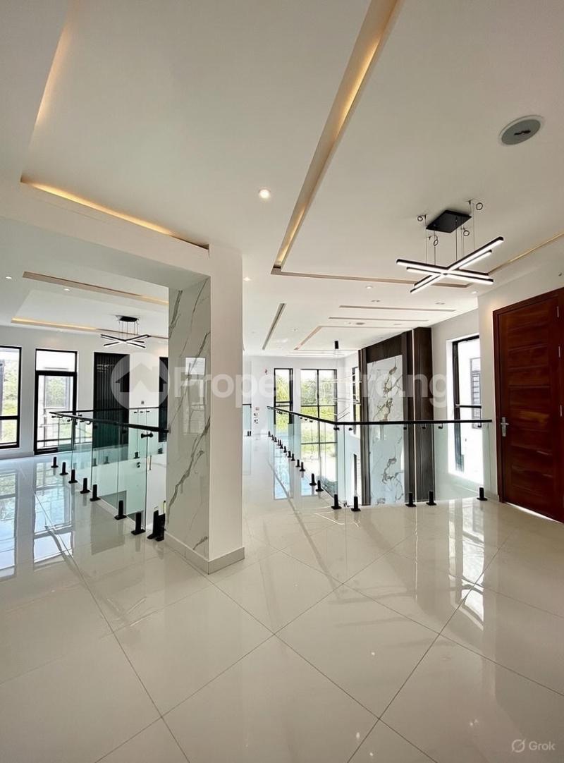 5 bedroom House for sale Megamound Estte Ikota Lekki Lagos