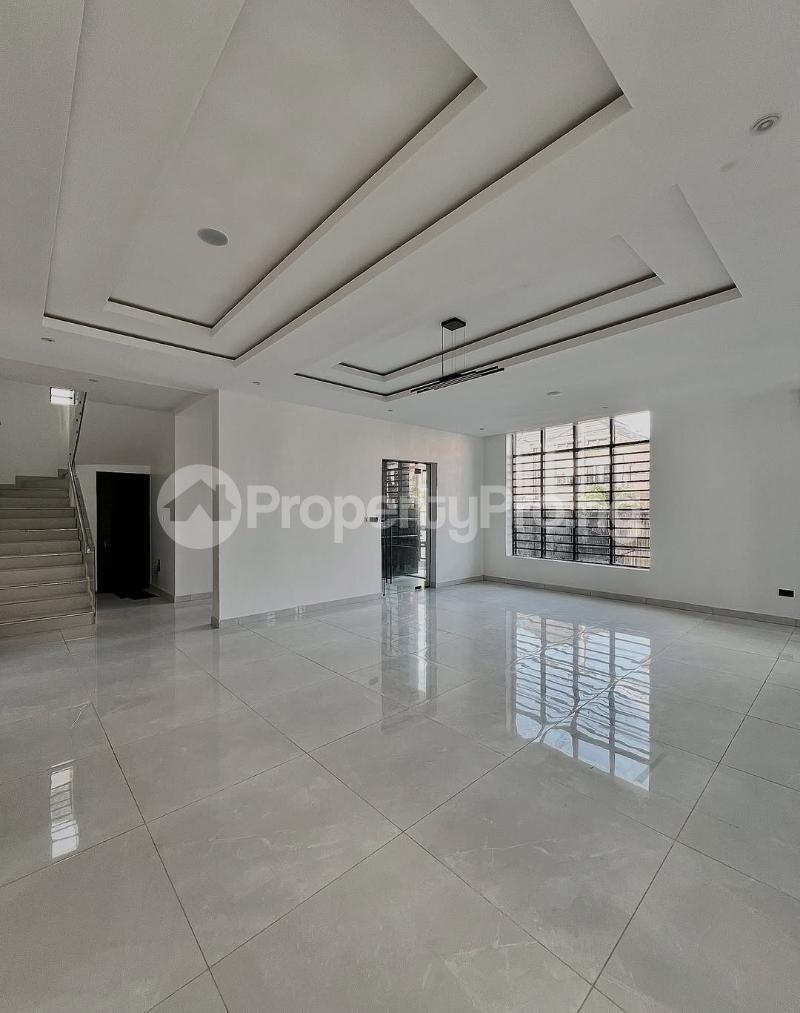 5 bedroom House for sale Osapa london Lekki Lagos