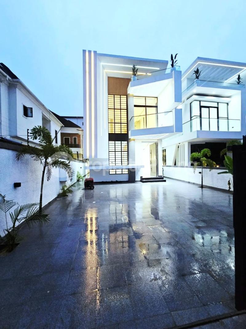 5 bedroom House for sale Chevron Lekki Lagos