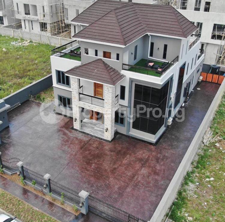 5 bedroom House for sale Pinnock Beach Estate Osapa london Lekki Lagos