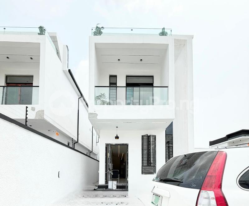 5 bedroom House for sale Sangotedo Ajah Lagos