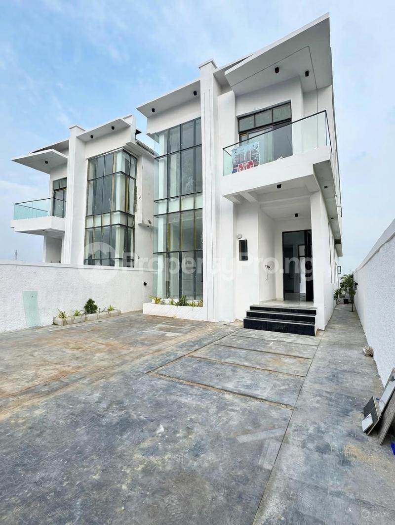 5 bedroom House for sale Chevron Lekki Lagos
