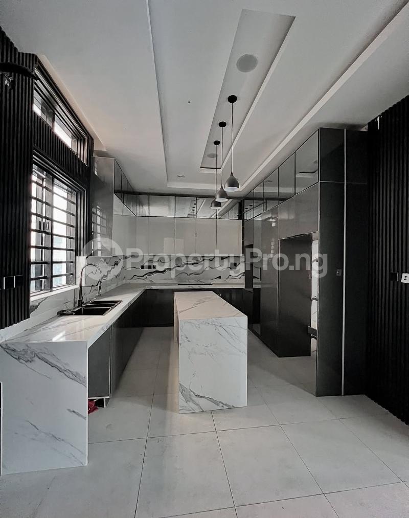 5 bedroom House for sale Osapa london Lekki Lagos