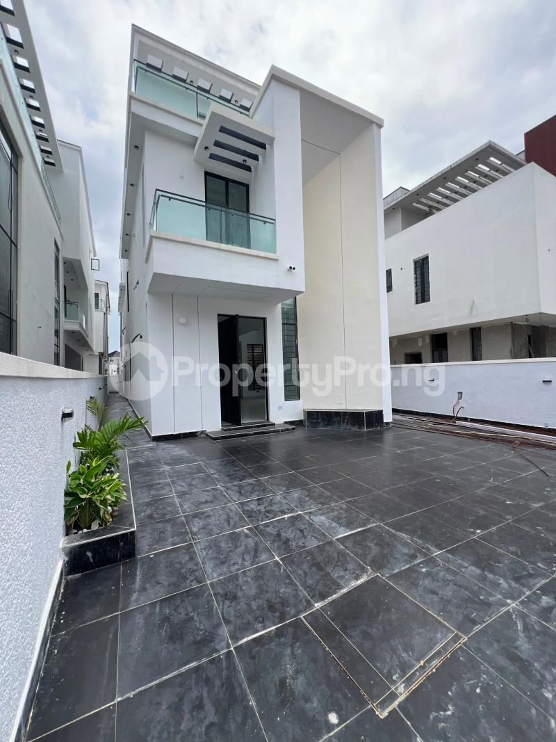 5 bedroom House for sale Chevron Lekki Lagos
