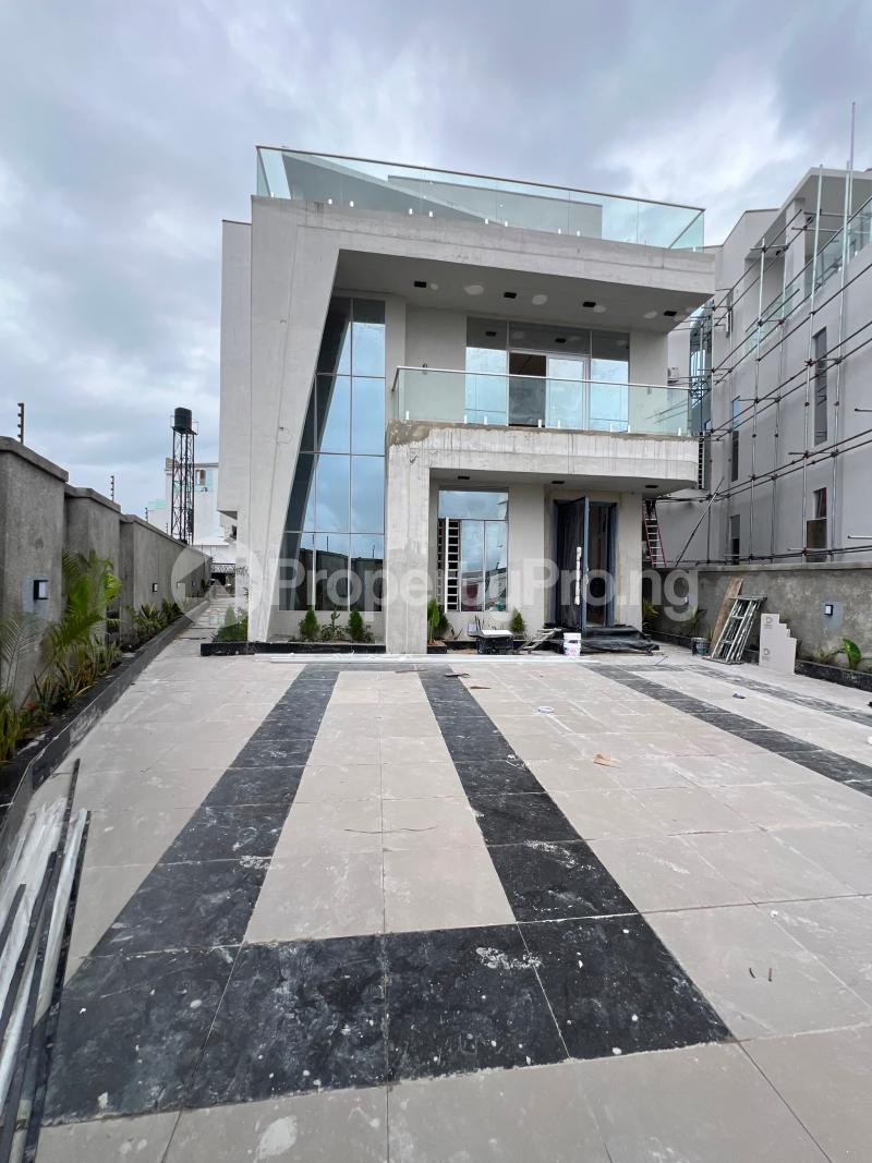 5 bedroom House for sale Chevron Lekki Lagos