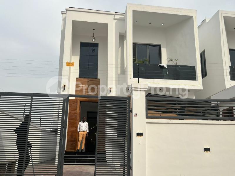 5 bedroom House for sale chevron Lekki Lagos