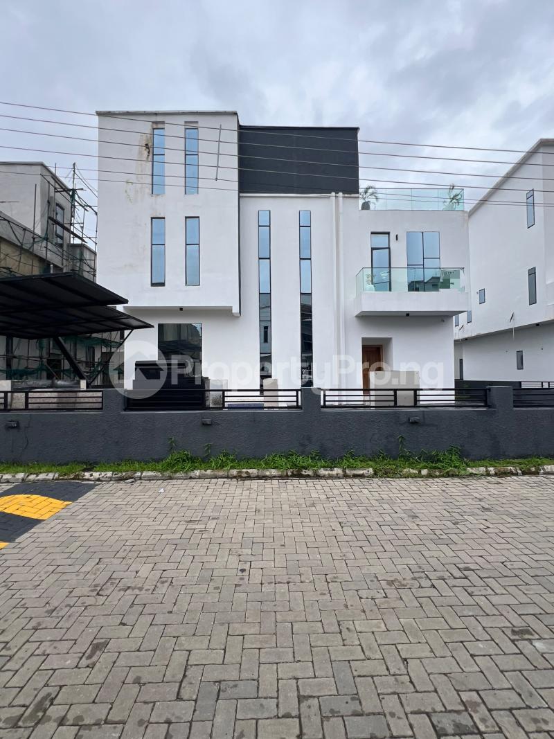 5 bedroom House for sale Osapa london Lekki Lagos