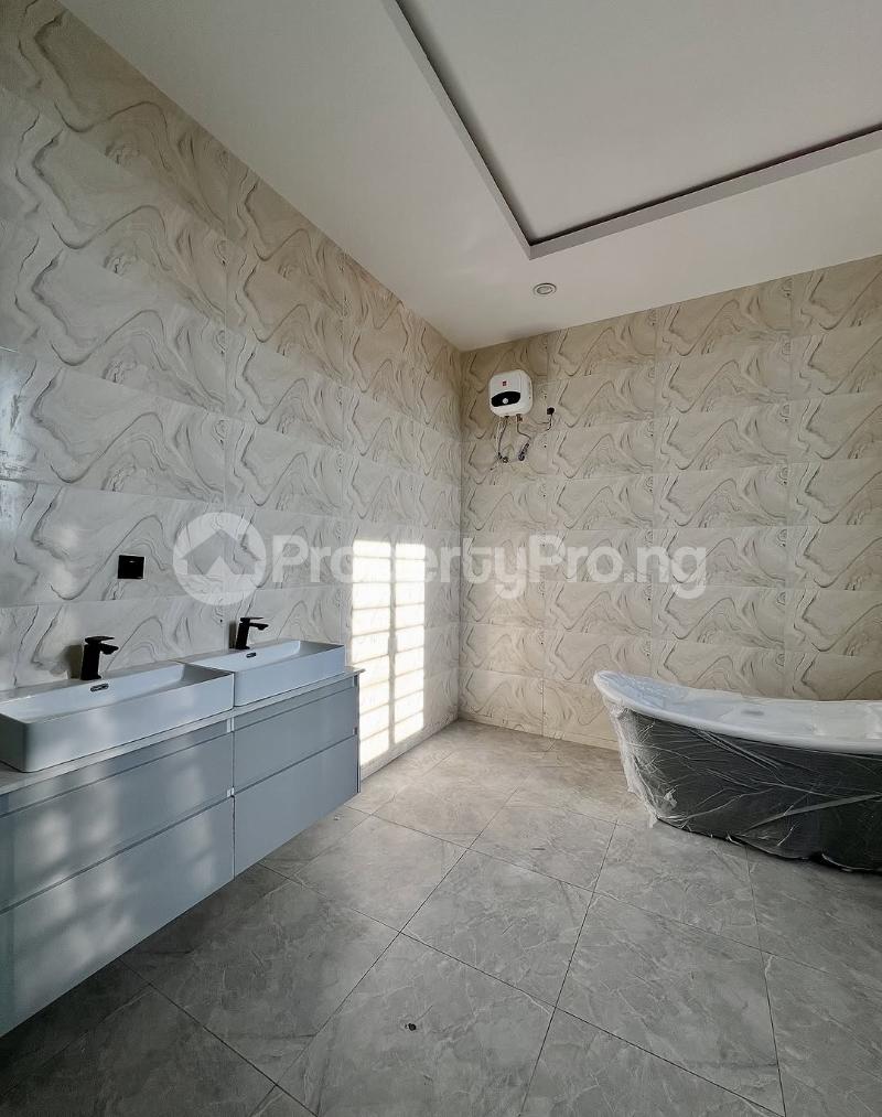 5 bedroom House for sale Osapa london Lekki Lagos