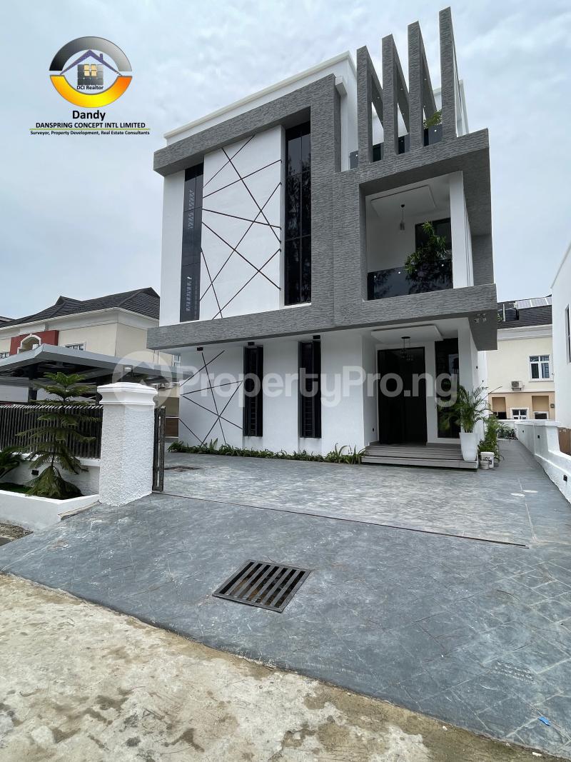 5 bedroom House for sale County Ikota Lekki Lagos