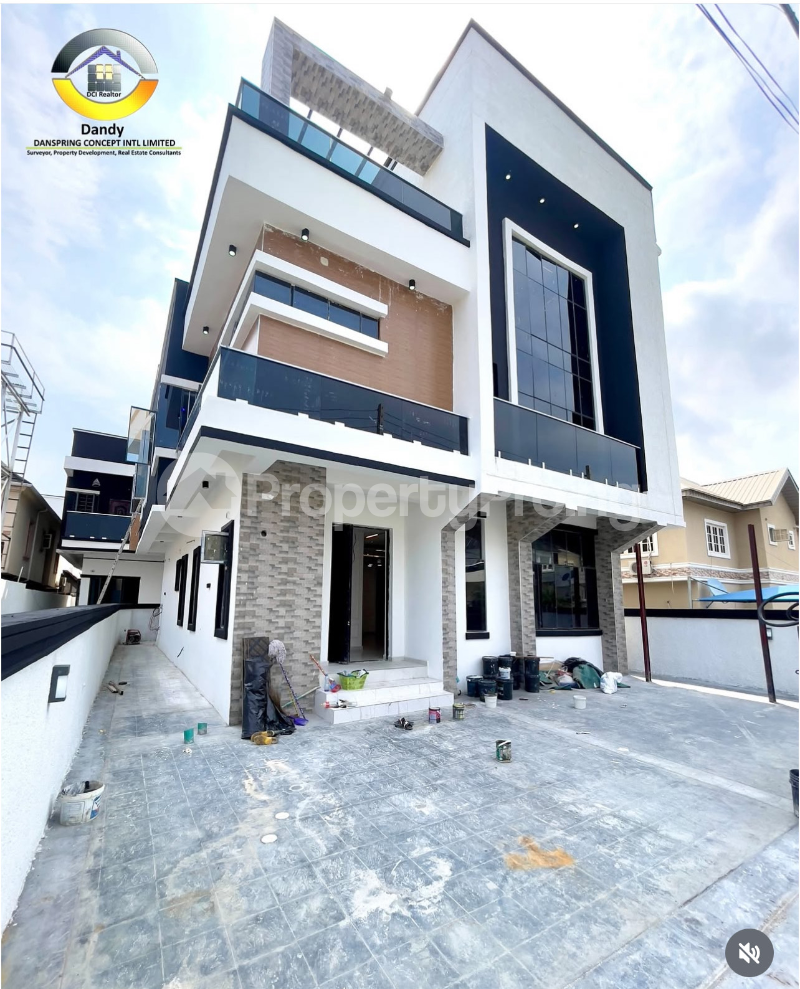 5 bedroom House for sale chevron Lekki Lagos