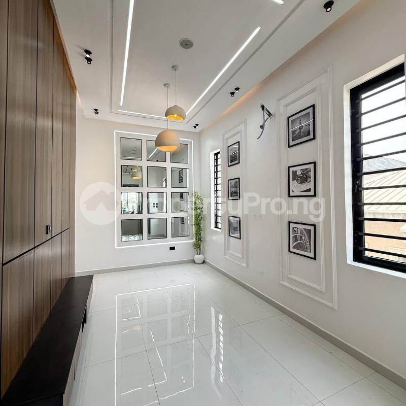 5 bedroom House for sale Ikota Lekki Lagos