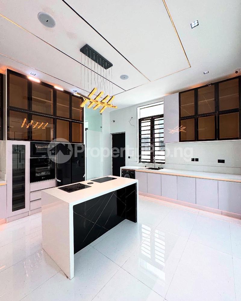 5 bedroom House for sale 2nd Tollgate Lekki Lagos