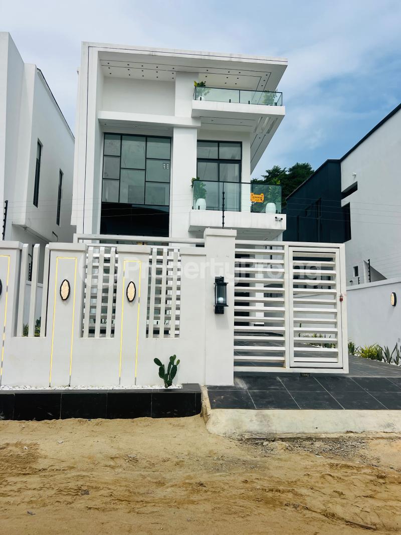 5 bedroom House for sale chevron Lekki Lagos