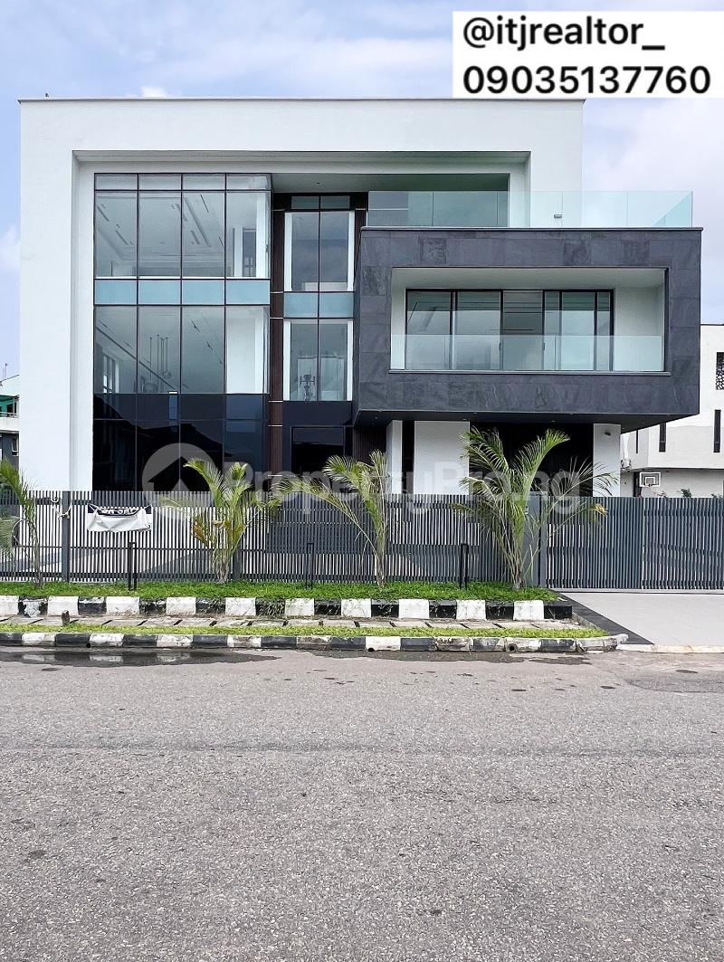 5 bedroom House for sale Osapa london Lekki Lagos