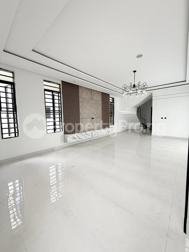 5 bedroom House for sale Orchid Lekki Lagos