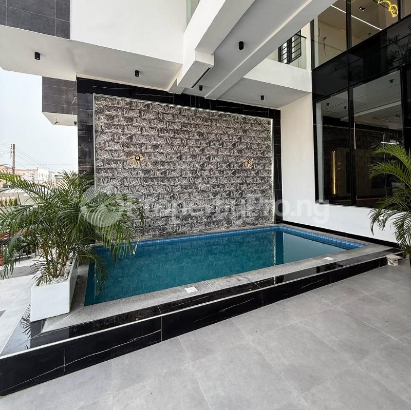 5 bedroom House for sale Ikota Lekki Lagos