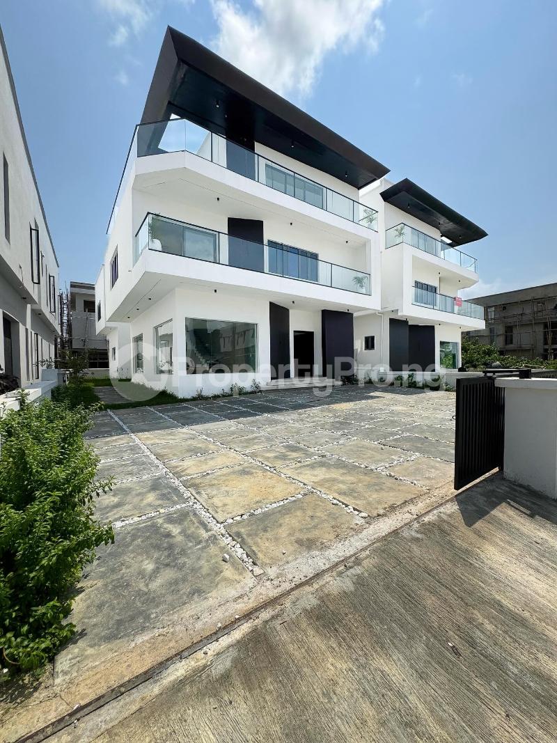 5 bedroom House for sale Ikota Lekki Lagos