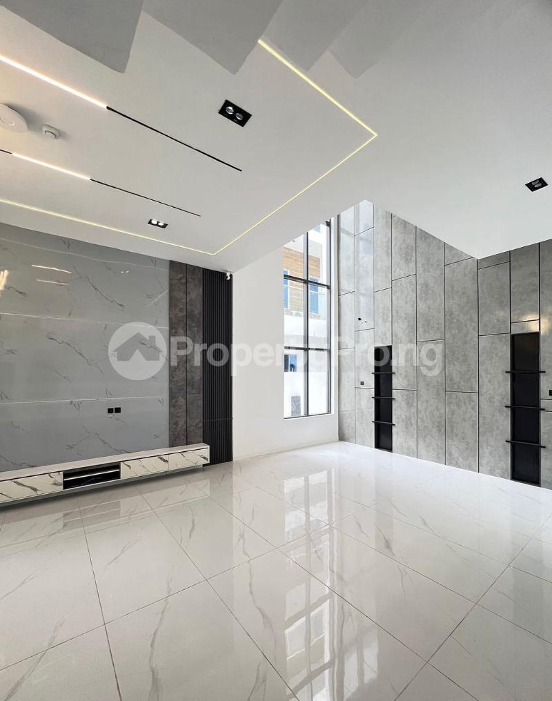 5 bedroom House for sale chevron Lekki Lagos