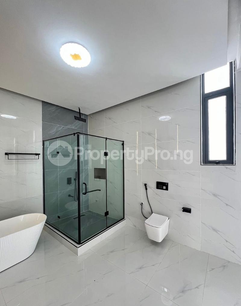 5 bedroom House for sale chevron Lekki Lagos