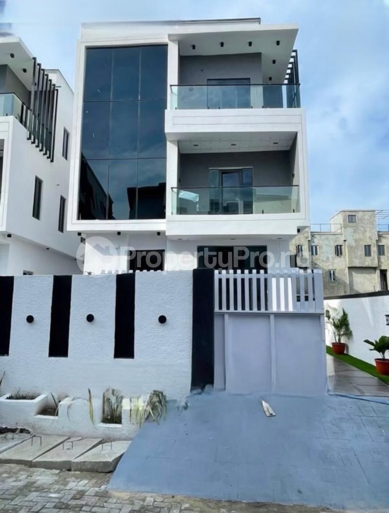 5 bedroom House for sale Ologolo Lekki Lagos