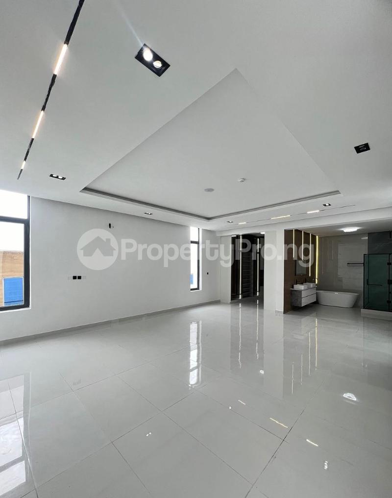 5 bedroom House for sale chevron Lekki Lagos