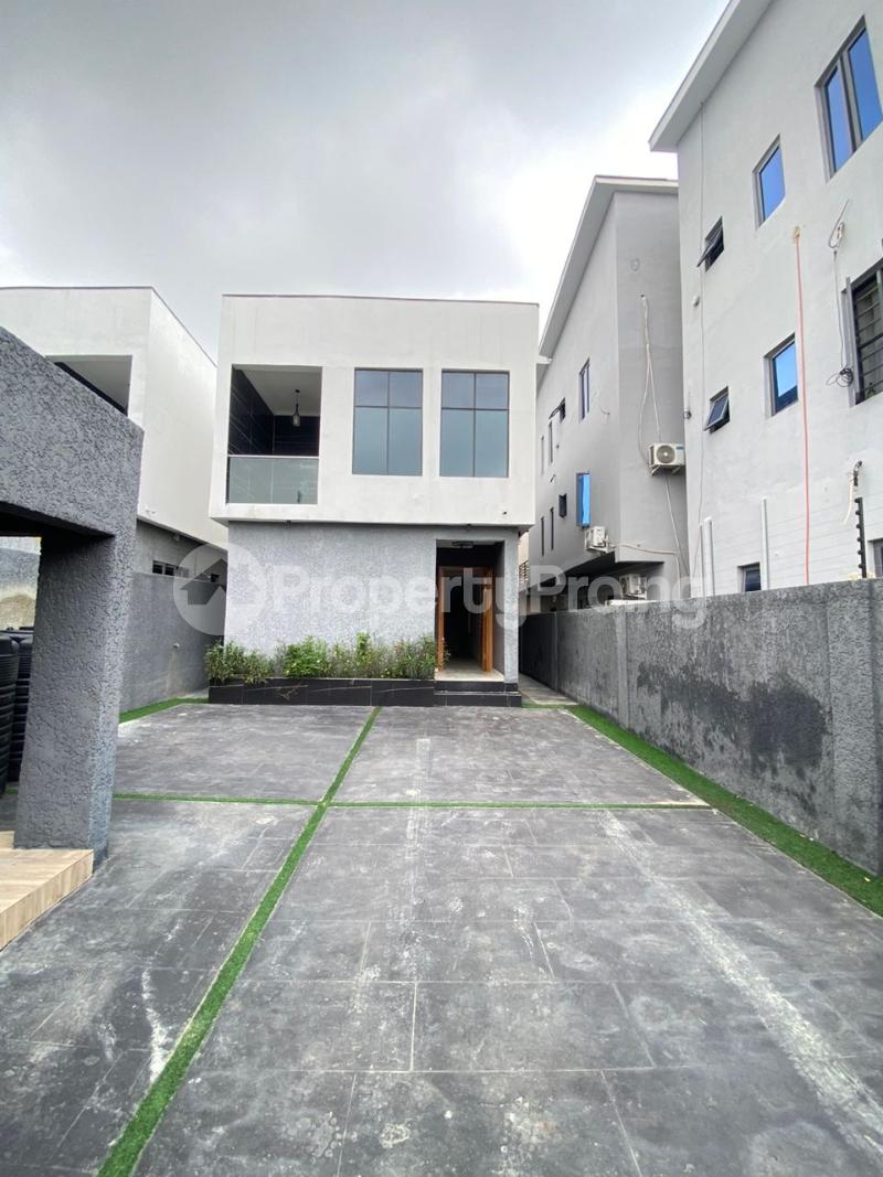 5 bedroom House for sale Ologolo Lekki Lagos