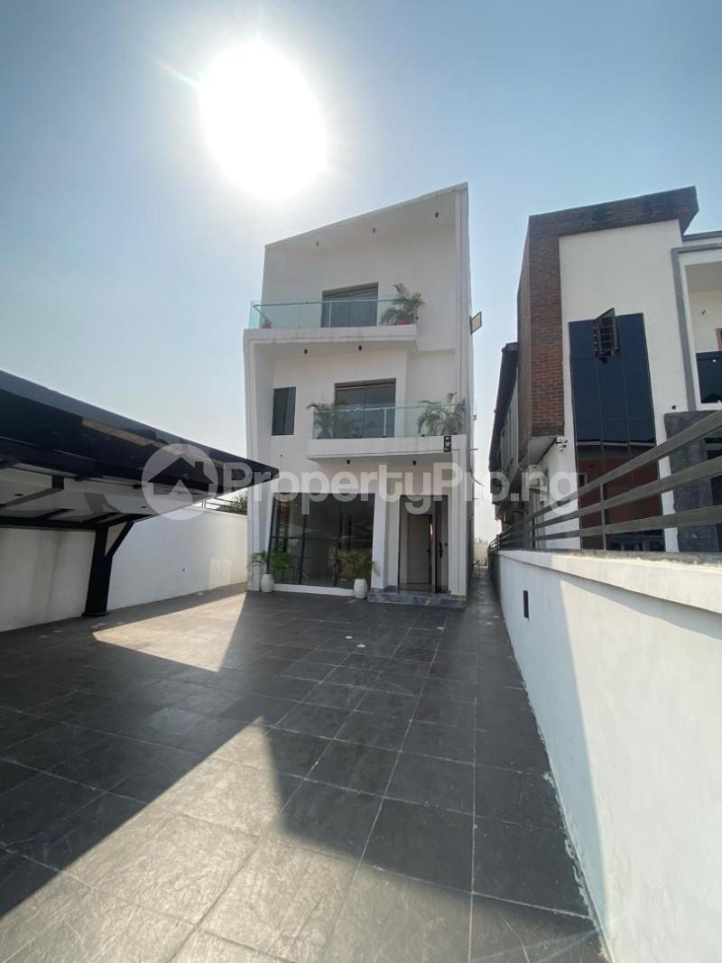 5 bedroom House for sale Chevron Lekki Lagos