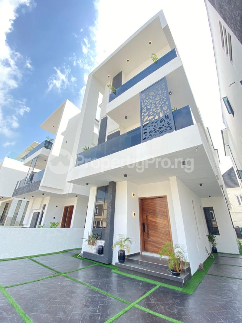 5 bedroom House for sale chevron Lekki Lagos