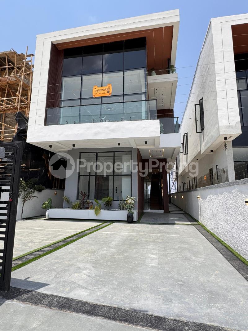 5 bedroom House for sale Ajah Lagos
