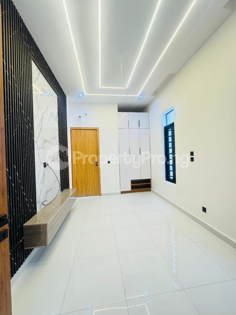 5 bedroom House for sale Orchid Lekkki Lekki Phase 2 Lekki Lagos