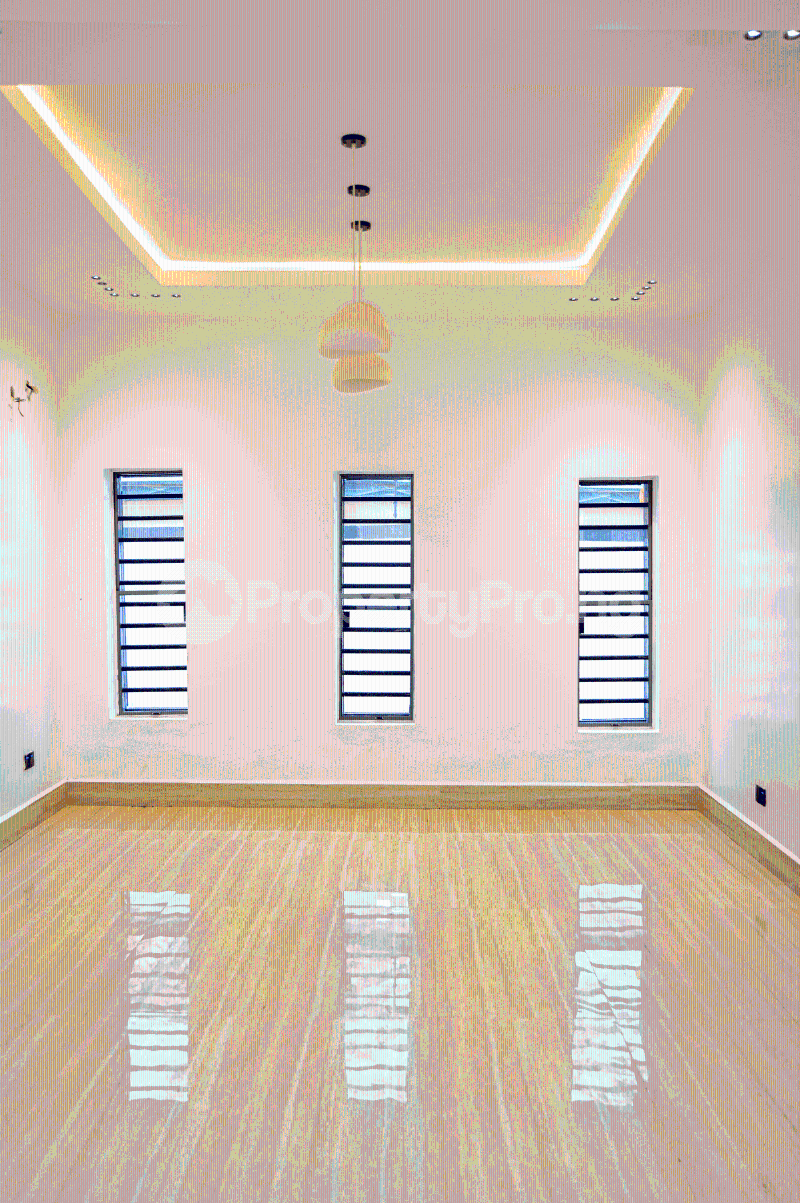 5 bedroom House for sale Favour Odogwu Street, Back Of Nta Oshimili North Delta