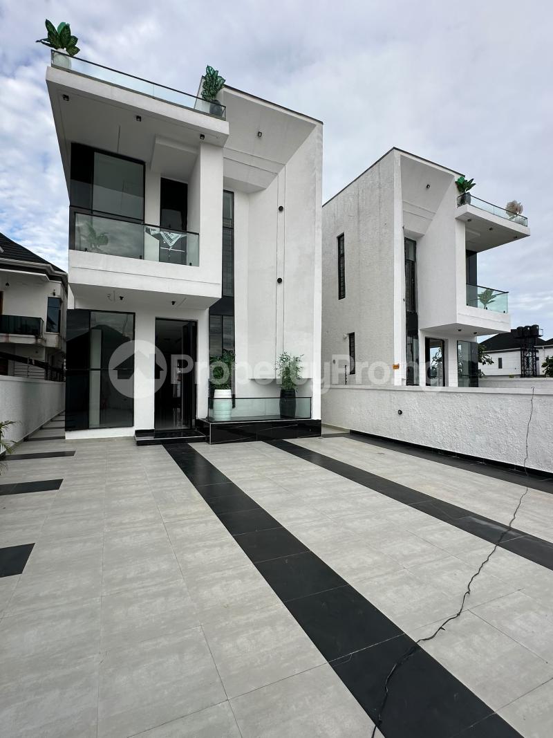 5 bedroom House for sale Ikota Lekki Lagos