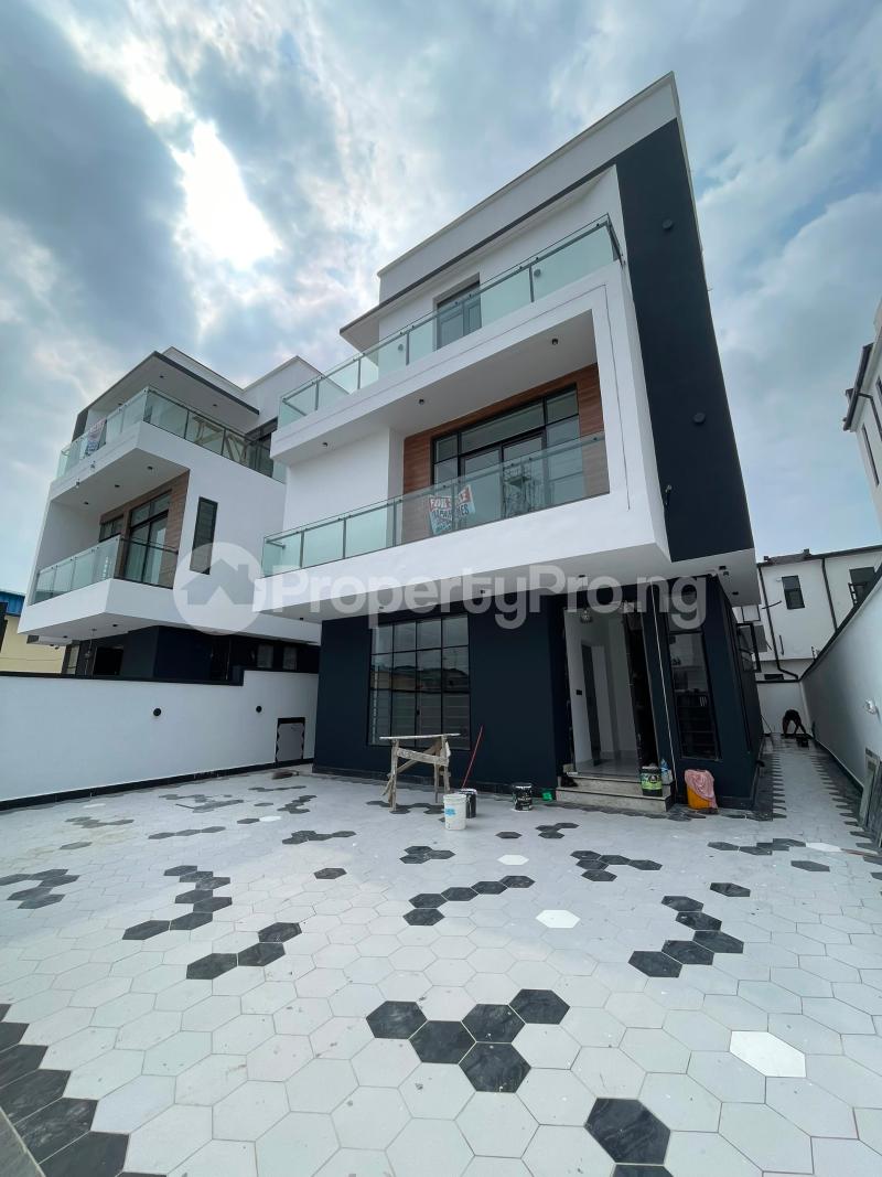 5 bedroom House for sale Chevron Lekki Lagos