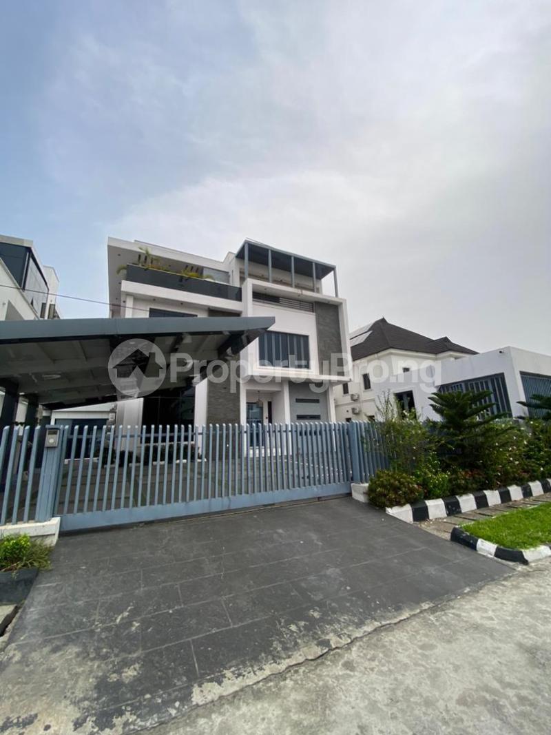 6 bedroom House for rent Osapa london Lekki Lagos
