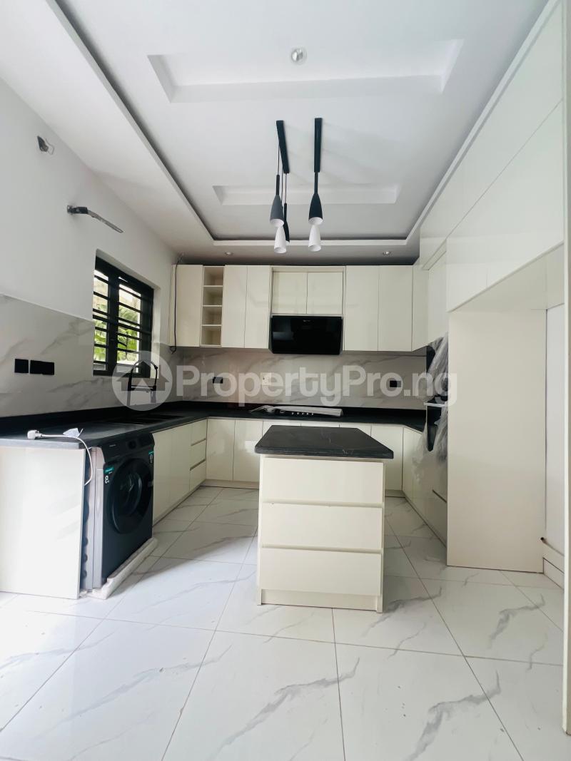 5 bedroom House for sale Ajah Lekki Lagos