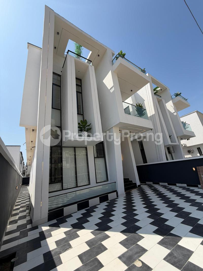 5 bedroom House for sale Chevron Lekki Lagos