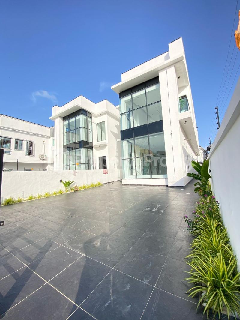 5 bedroom House for sale Ikota Lekki Lagos