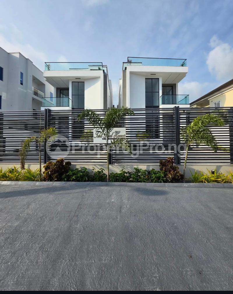5 bedroom House for sale chevron Lekki Lagos