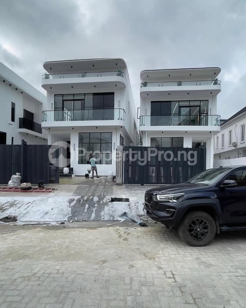 5 bedroom House for sale 2nd Toll Gate chevron Lekki Lagos