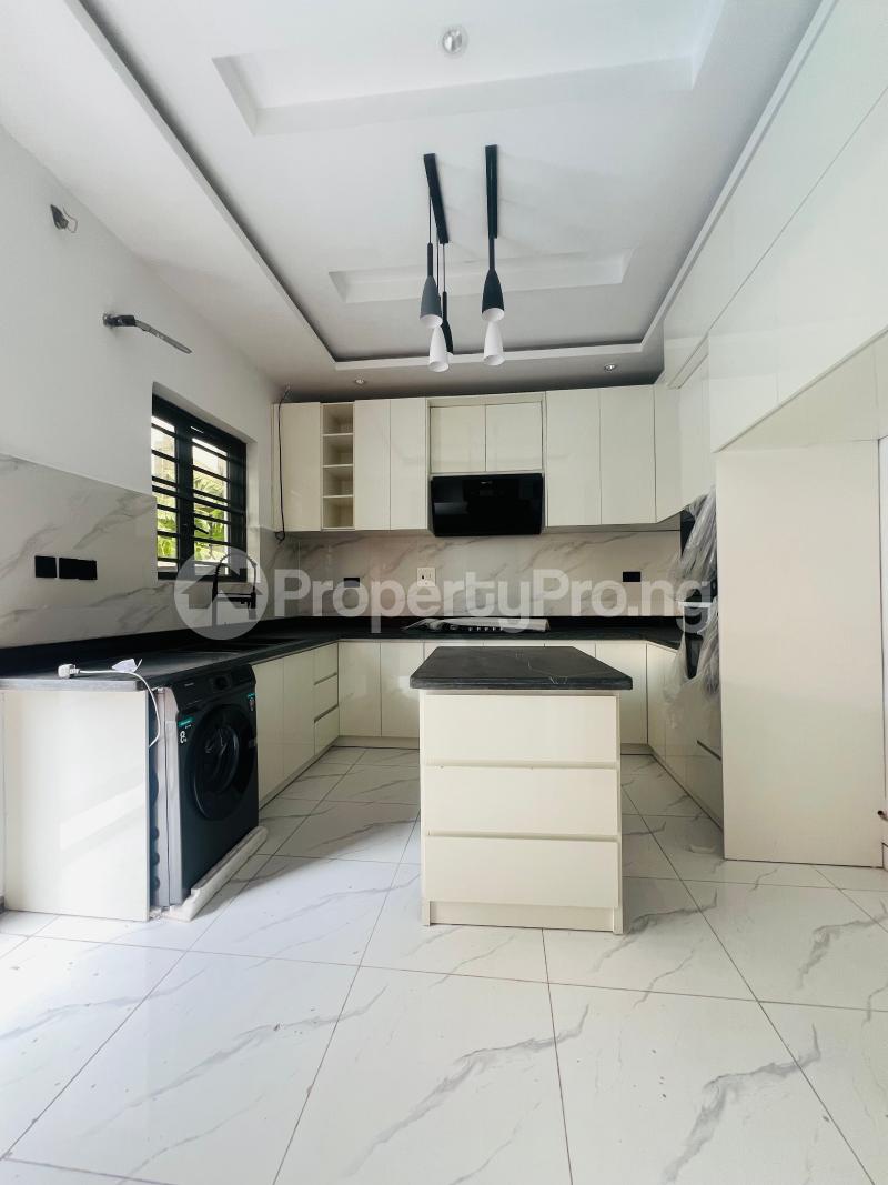 5 bedroom House for sale Ajah Lekki Lagos