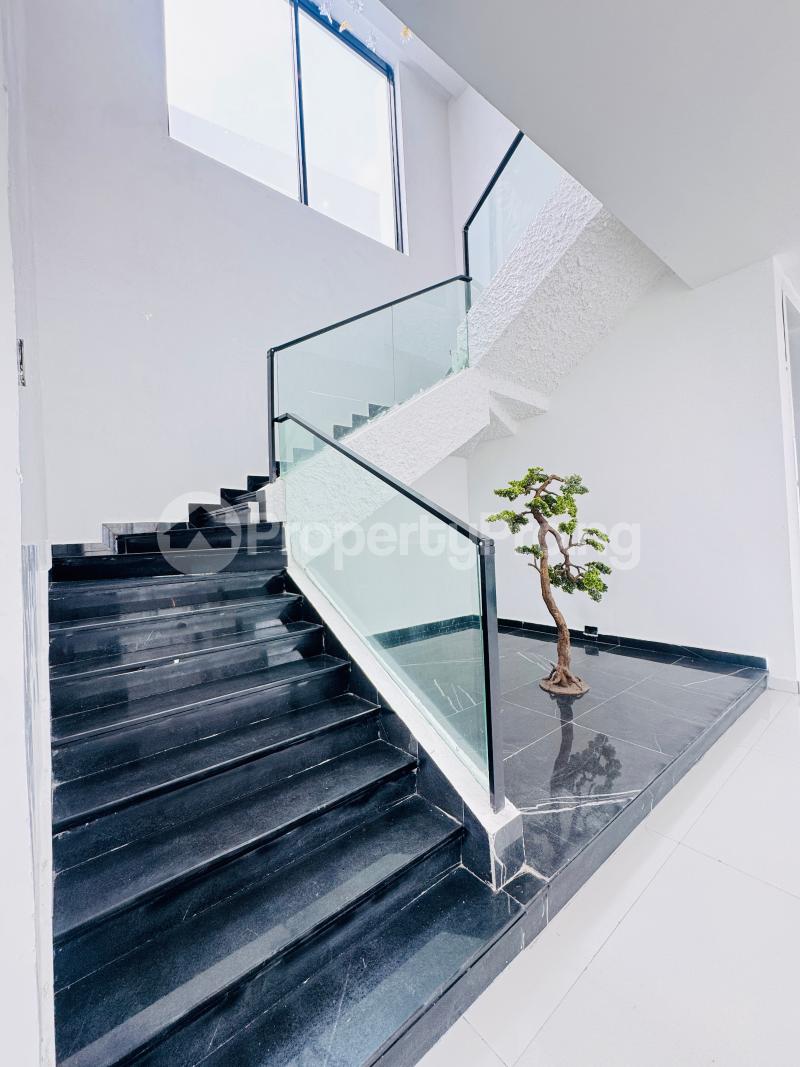 5 bedroom House for sale Osapa Lekki Lagos Osapa london Lekki Lagos