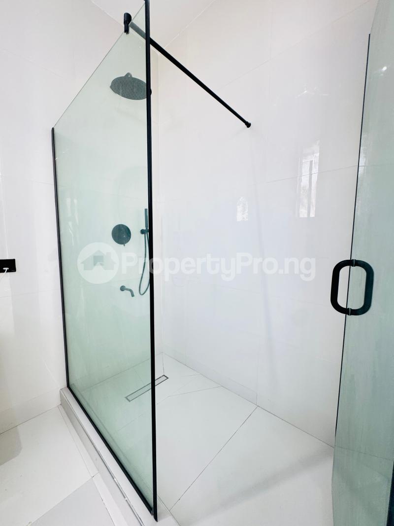 5 bedroom House for sale Osapa Lekki Lagos Osapa london Lekki Lagos