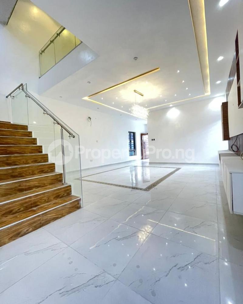 5 bedroom House for sale Off Lekki-Epe Expressway Ajah Lagos