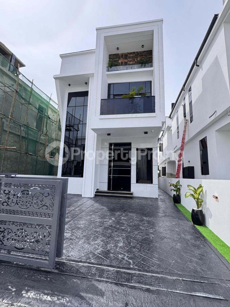 5 bedroom House for sale Chevron Lekki Lagos