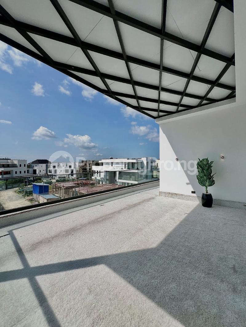 6 bedroom House for sale Osapa london Lekki Lagos