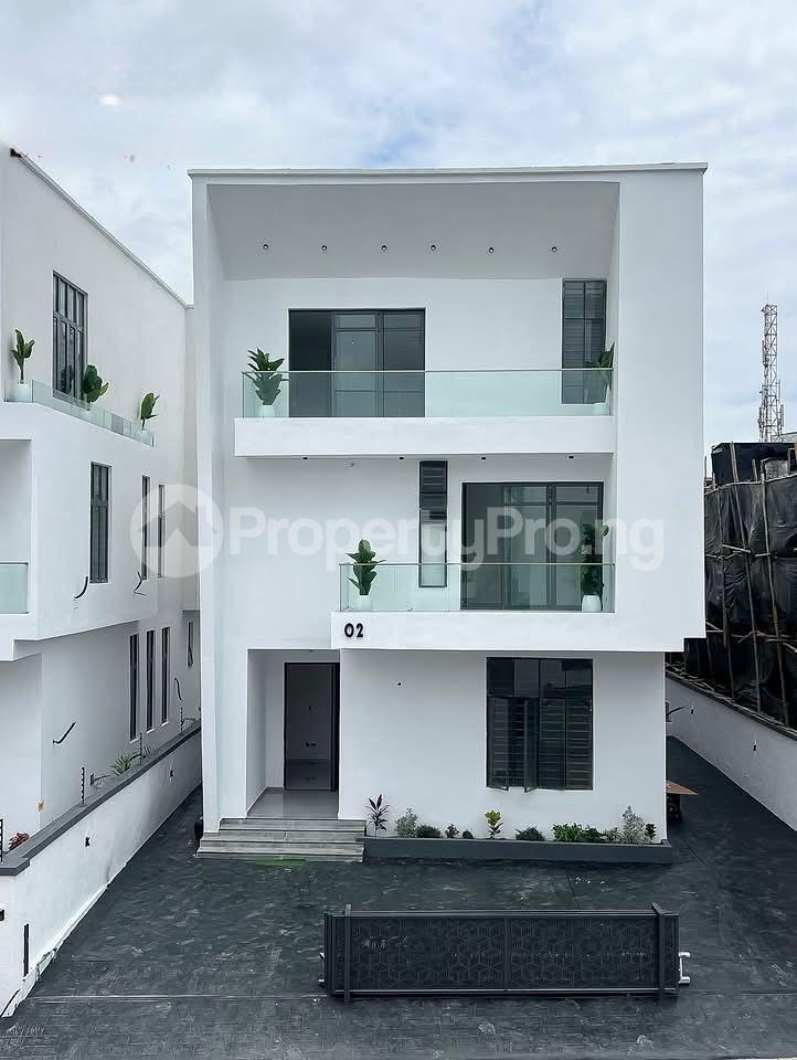6 bedroom House for sale chevron Lekki Lagos