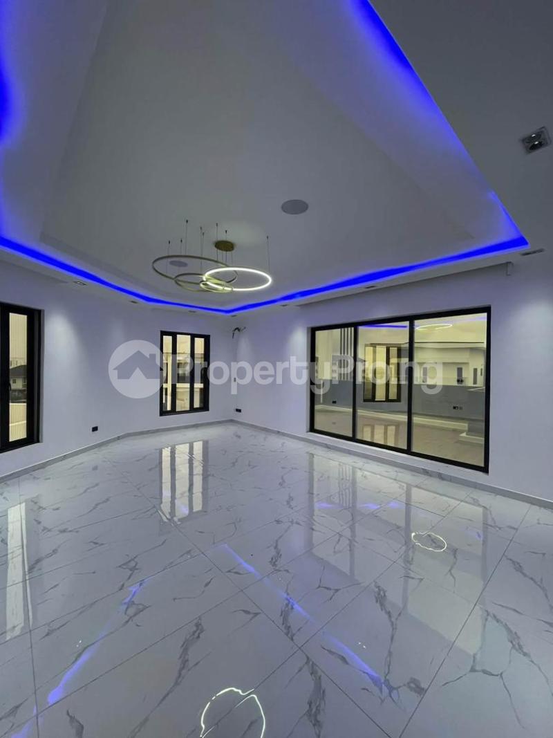 7 bedroom House for sale Osapa london Lekki Lagos