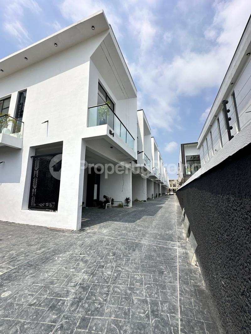 3 bedroom House for sale Ikota Lekki Lagos