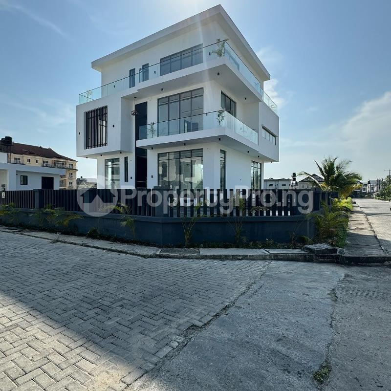 5 bedroom House for sale Osapa london Lekki Lagos